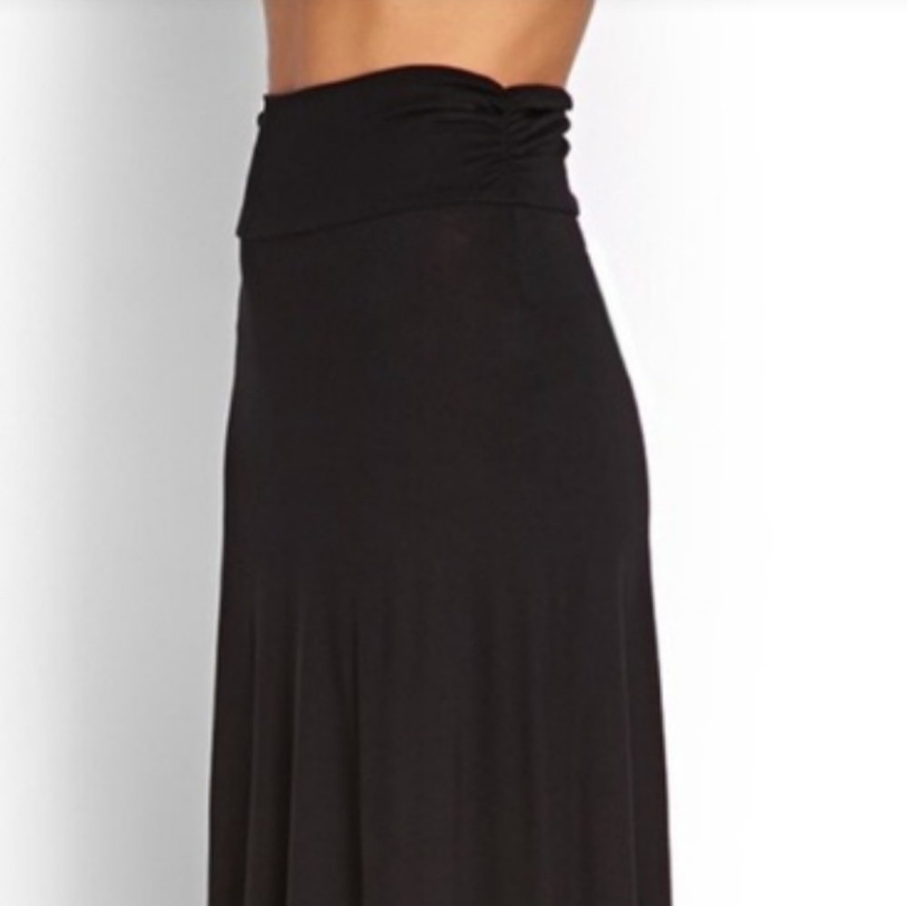 🆕🌿BLACK MAXI SKIRT🌿 - Picture 4 of 4